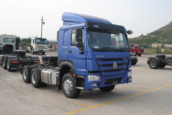 Aman Pembayaran Sinotruk HOWO 6X4 Traktor Truk 371HP/420HP Heavy Duty Truk Cina