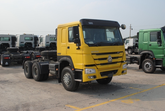 Jual Traktor Truk Sinotruk dengan standar emisi Euro 2 5600x2300x1500