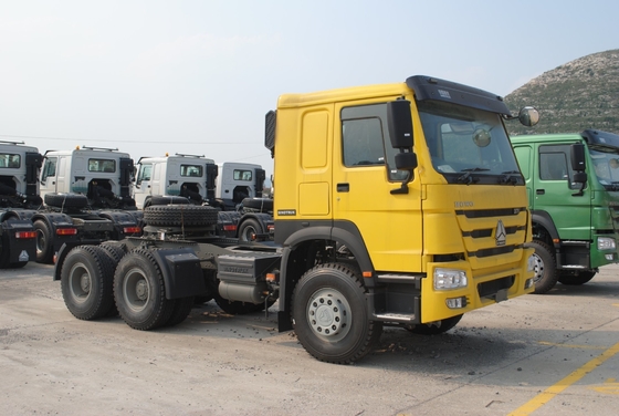 Jual Traktor Truk Sinotruk dengan standar emisi Euro 2 5600x2300x1500