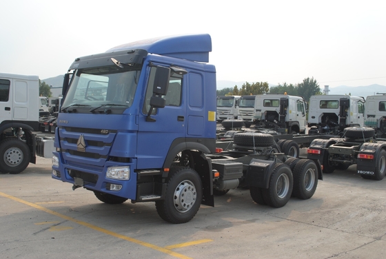 Jual Traktor Truk Sinotruk dengan standar emisi Euro 2 5600x2300x1500