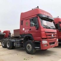Desain Ban Tanpa Tabung Digunakan Sinotruk HOWO 371 Truk Kepala Traktor Dump Truck dengan Diskon