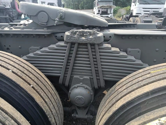 Sinotruk HOWO Traktor Truk Kepala dengan sertifikasi ISO Aman Pembayaran