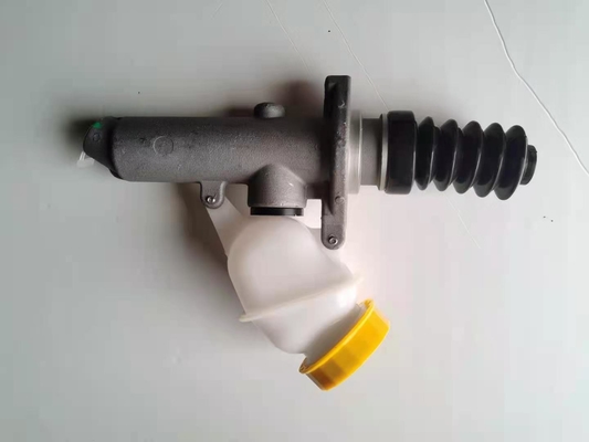 Standar Truk Berat Clutch Master Cylinder Wg9719230013 Pembayaran dukungan dalam USD
