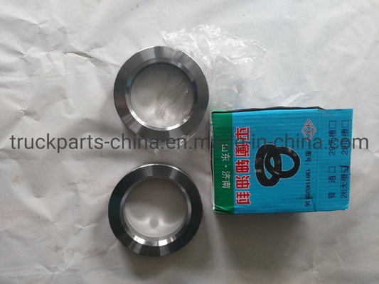 Sinotruk HOWO Truck Parts Inner Ring Bearing Oil Seal 199114520136 untuk kendaraan hitam
