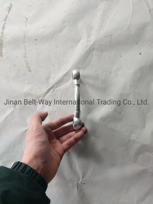 Sinotruk HOWO Truck Parts Oil Outlet Pipe Wg2203240012 dan Dukungan untuk Pembayaran USD