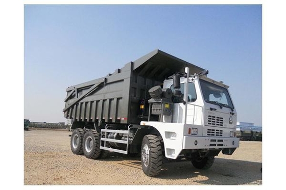 Desain Ban Radial Sinotruk 6X4 RC Truk Tipper 60ton Truk Dump Solusi yang sempurna