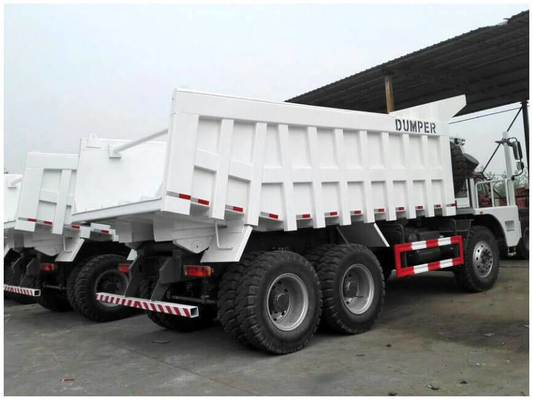 Desain Ban Radial Sinotruk 6X4 RC Truk Tipper 60ton Truk Dump Solusi yang sempurna