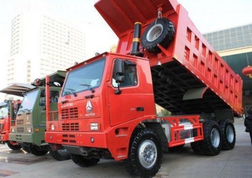 70 Ton ZZ5707S3640AJ HOWO Mining Dump Truck dengan tipe transmisi manual