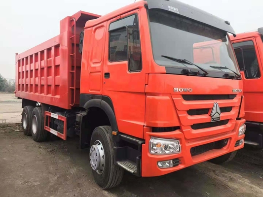 Sinotruk HOWO 30ton-50ton 8X4 6X4 10 Roda Digunakan Tipper Dumper Belakang Dumping Tipping
