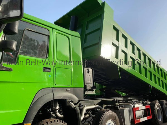 6.8m 7.3m 30ton Sinotruk Tugas Berat Digunakan 8*4 HOWO Truk Pengeboran Pengeboran Biaya Pengiriman