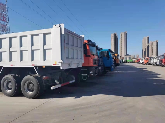 Dumping Type Front Lifting Style Dump Truck Tipper 6*4 8*4 untuk kebutuhan Anda
