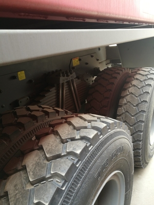 Dibuat dari tangan kedua Front Lifting Style Dumping Type Heavy Duty Dipakai Dump Truck Tipper