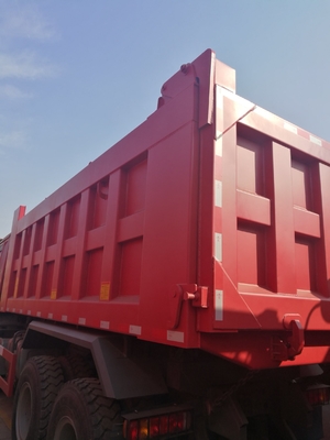 Dibuat dari tangan kedua Front Lifting Style Dumping Type Heavy Duty Dipakai Dump Truck Tipper