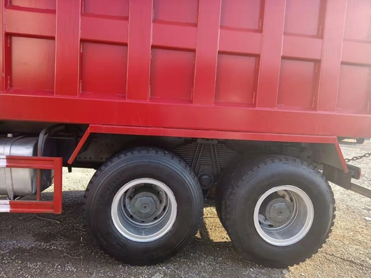 351-450hp Sinotruk HOWO 336-380HP Truk Tipper Dump dengan Kapasitas Mesin&gt; 8L