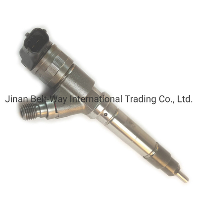 Original Sinotruk Parts Vg1246080051 Injektor untuk bahan tubuh besi dan kinerja tinggi