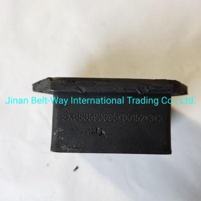 Sinotruk HOWO Truck Parts Engine Front Support Cushion Vg1680590095 Pembayaran yang dilindungi