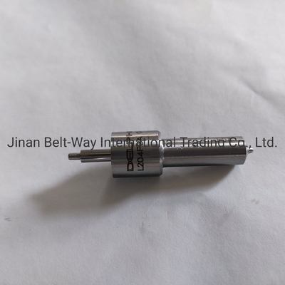 Sinotruk HOWO Parts Truck Spare Parts Injector Nozzle L204pba untuk menuntut pengembalian dana
