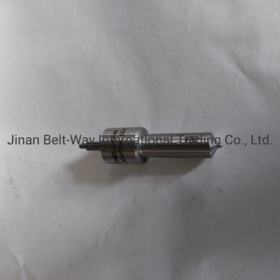 Sinotruk HOWO Parts Truck Spare Parts Injector Nozzle L204pba untuk menuntut pengembalian dana