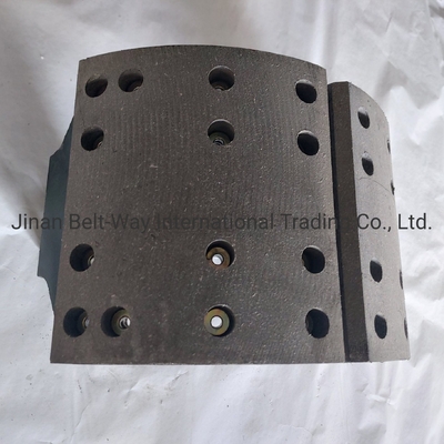 Sinotruk HOWO Truk Brake Shoes Wg9761340104-3 dengan Bagian Sistem Penggerak Poros Depan