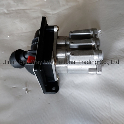 Sinotruk HOWO Truck Parts Truck Spare Parts Hand Brake Valve Wg9000360165 untuk pasar