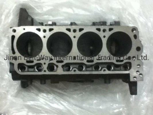 Sinotruk HOWO truk suku cadang Weichai Wd615.47 Mesin Diesel 371HP 420HP 336HP Silinder blok 61560010095b